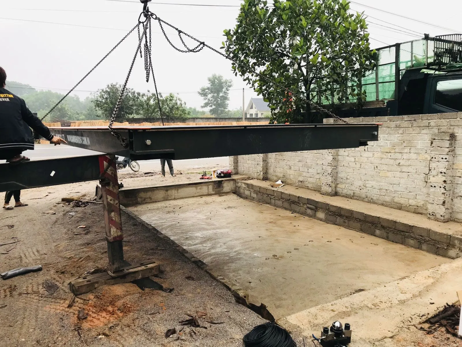 Hướng dẫn cách thi công móng trạm cân ô tô điện tử 40 tấn thi-cong-mong-can-o-to-dien-tu-40-tan